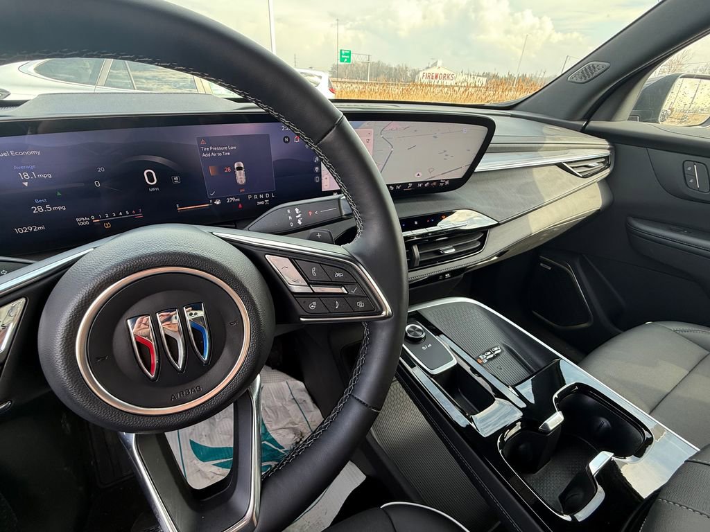 Used 2025 Buick Enclave Preferred image 12