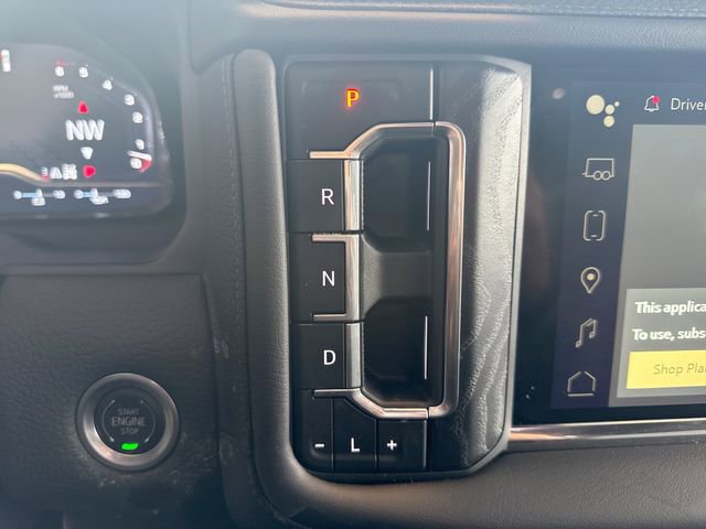 Used 2024 GMC Yukon Denali w/ Advanced Technology Package AWD/4WD image 20