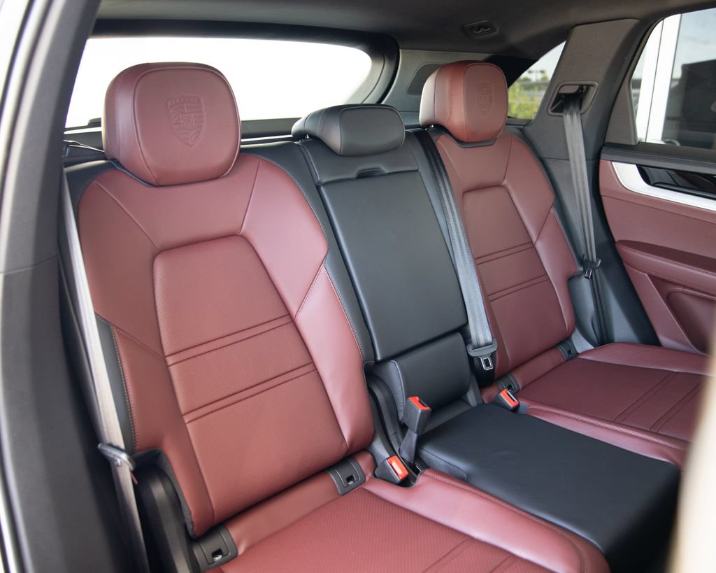 New 2026 Porsche Cayenne S AWD/4WD image 22
