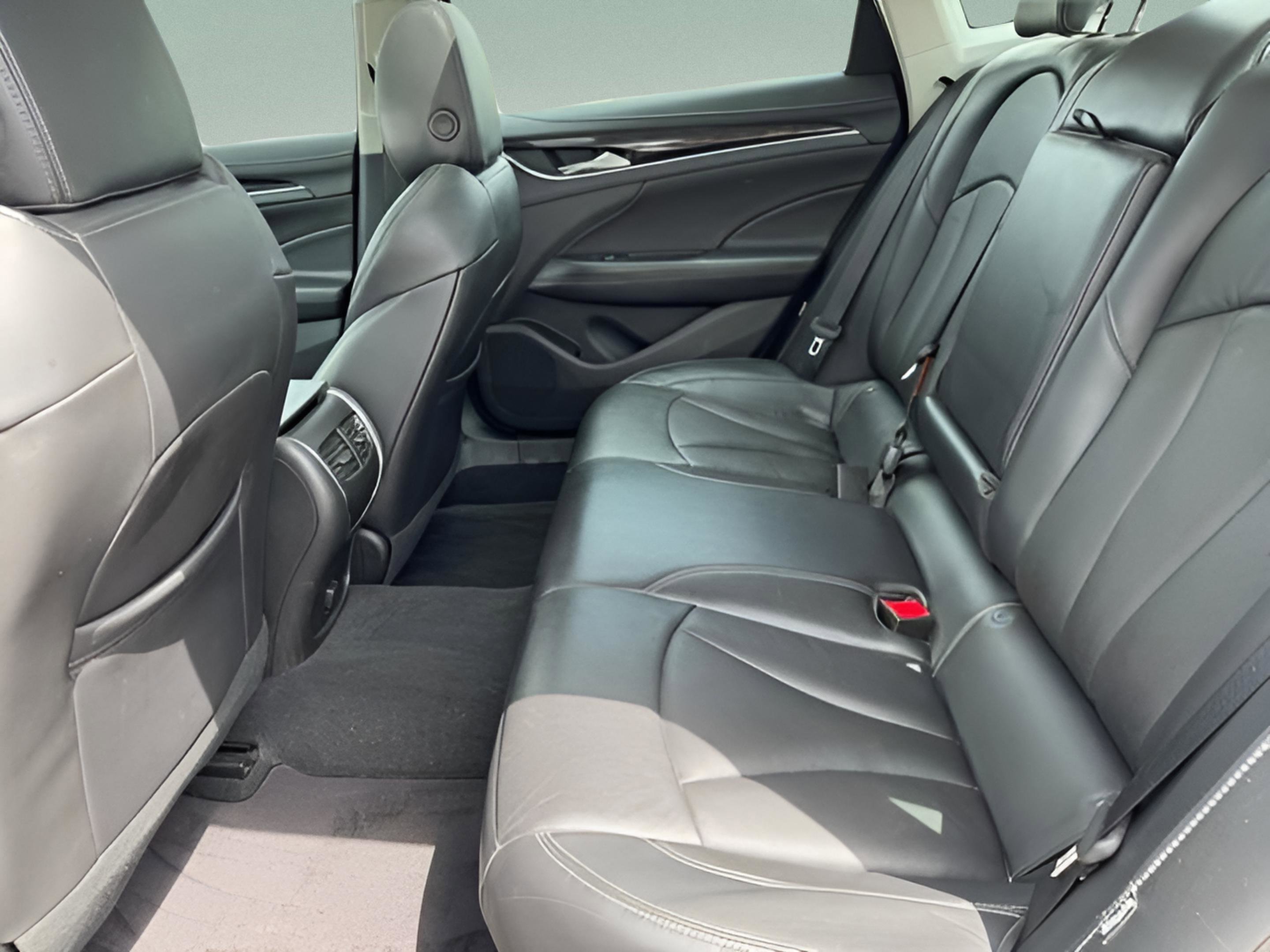 Used 2017 Buick LaCrosse Essence w/ Sun and Shade Package FWD image 26