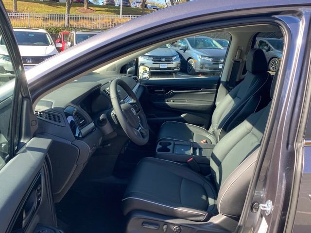 New 2026 Honda Odyssey Touring image 16