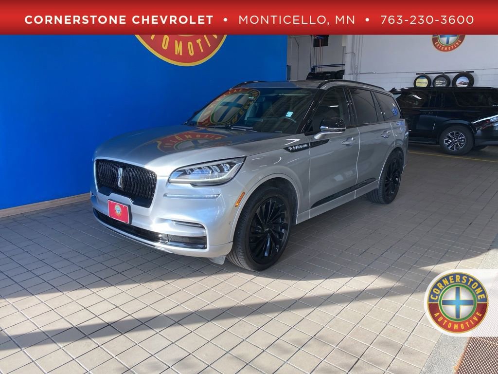 Used 2024 Lincoln Aviator Reserve w/ Jet Appearance Package image 1