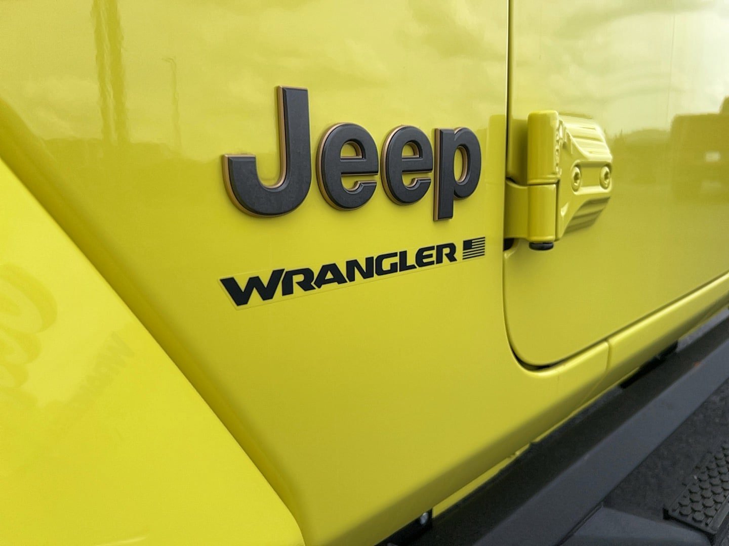 Used 2023 Jeep Wrangler Unlimited Rubicon 392 w/ Xtreme Recon 35" Tire Package AWD/4WD image 10