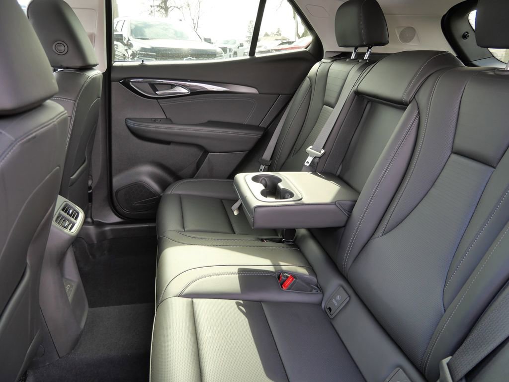 Used 2024 Buick Envision Preferred image 27