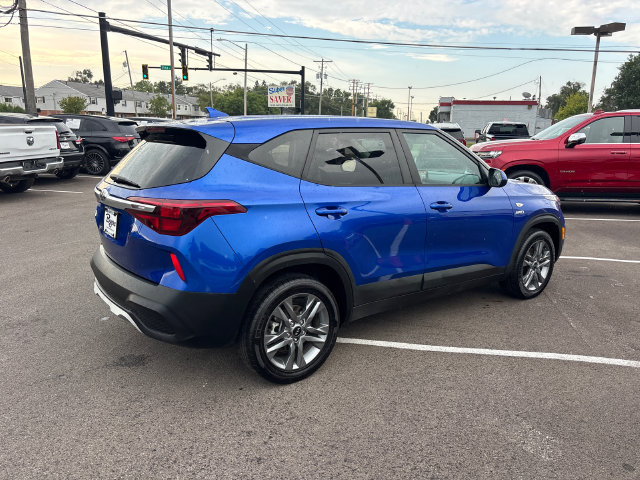 Used 2021 Kia Seltos LX AWD/4WD image 29
