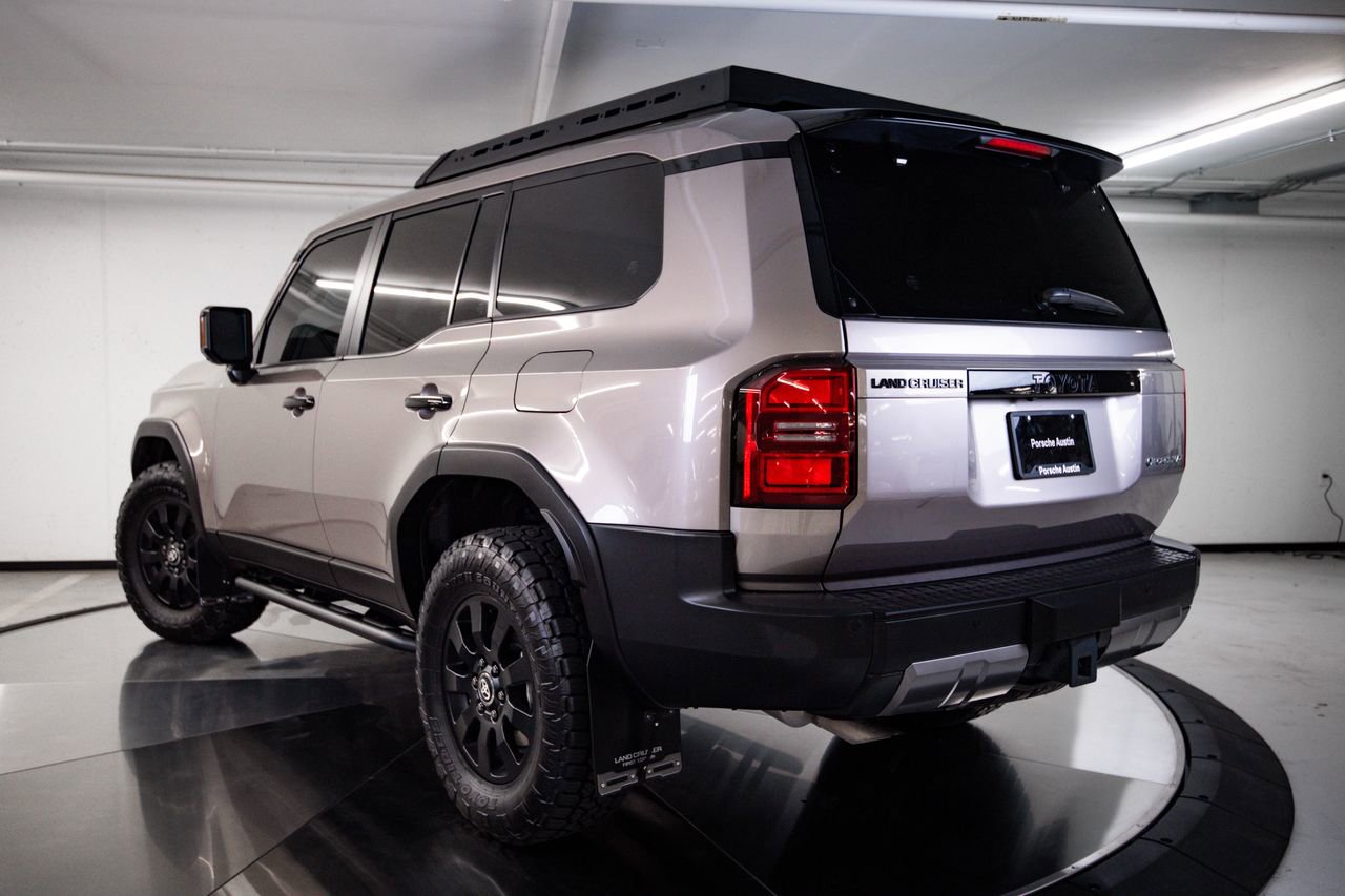 Used 2024 Toyota Land Cruiser image 3