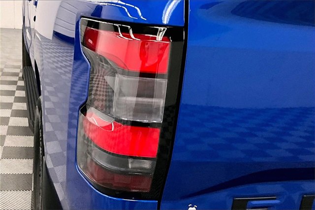 New 2026 Nissan Frontier SV image 18