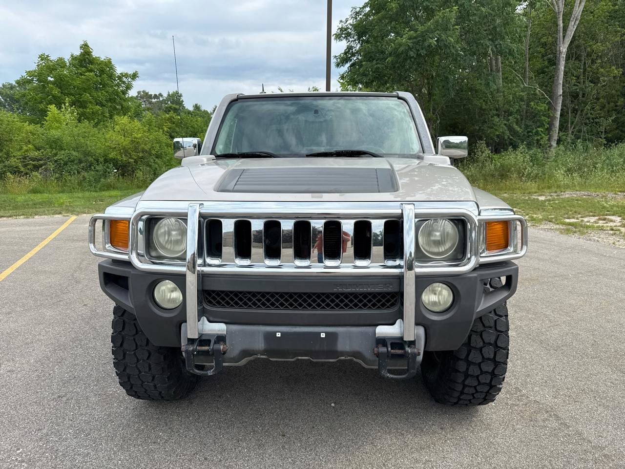 Used 2009 HUMMER H3T Alpha AWD/4WD image 2