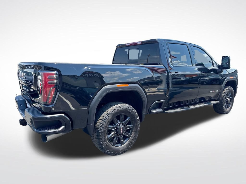 Used 2025 GMC Sierra 2500 AT4 w/ AT4 Premium Plus Package AWD/4WD image 5