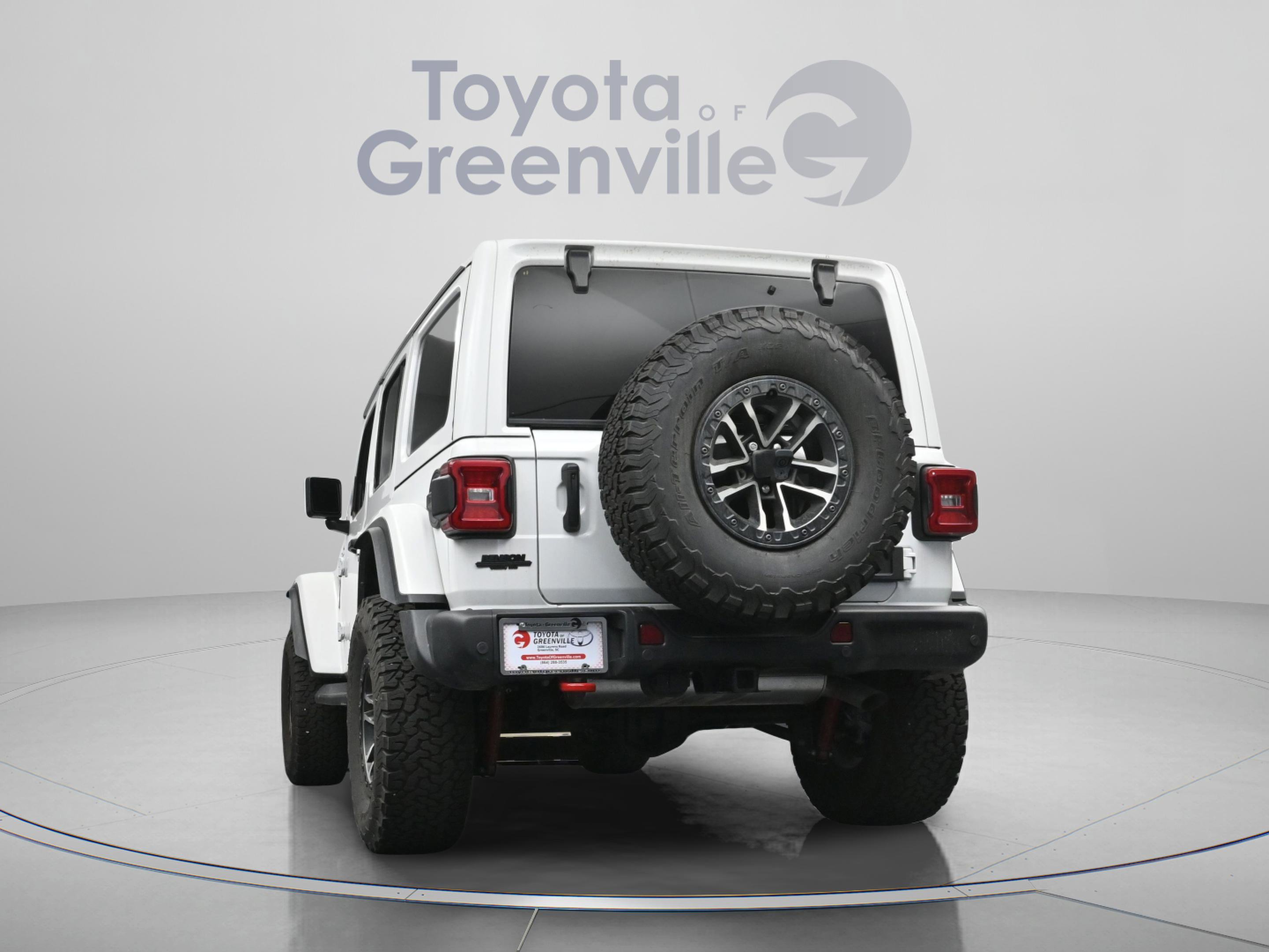 Used 2025 Jeep Wrangler Unlimited Rubicon AWD/4WD image 13