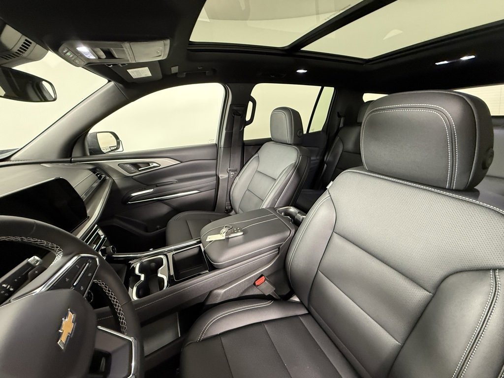 New 2026 Chevrolet Traverse LT w/ Sun and Wheel Package image 27