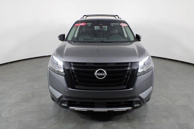 Certified 2023 Nissan Pathfinder SL w/ Black Appearance Package FWD image 13