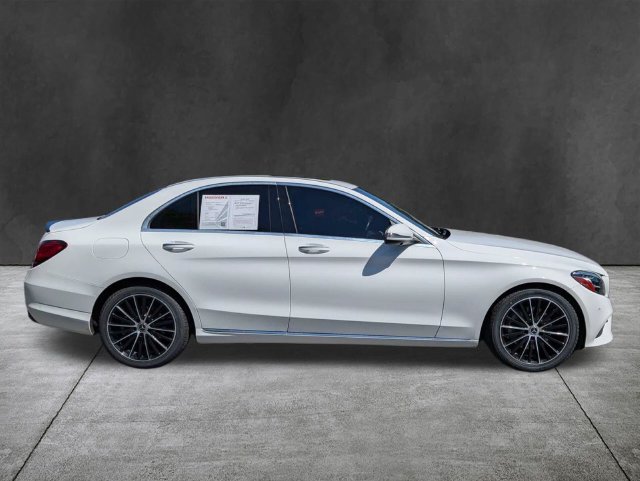 Used 2021 Mercedes-Benz C 300 Sedan image 4