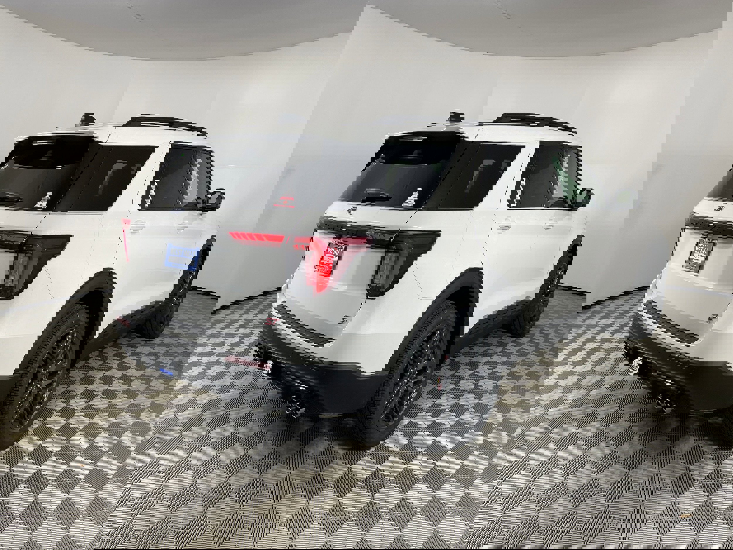 New 2026 Ford Explorer ST w/ Sun And Sound Package image 6