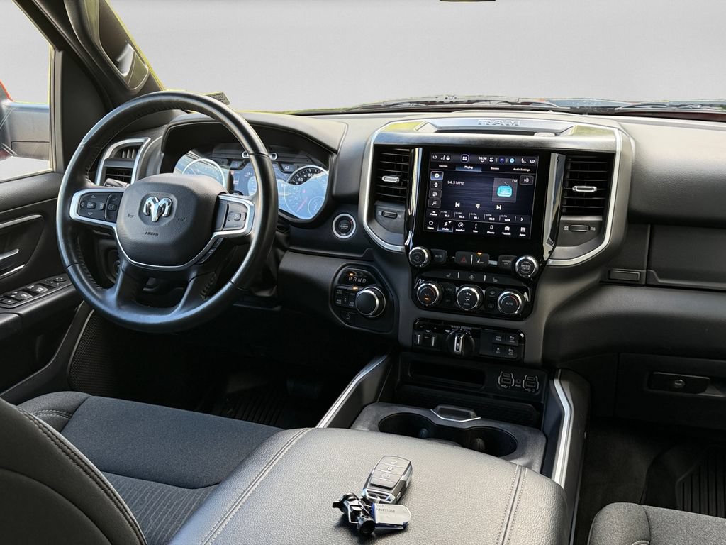 Used 2022 RAM 1500 Big Horn AWD/4WD image 15