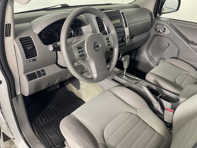 Used 2015 Nissan Frontier S RWD image 3