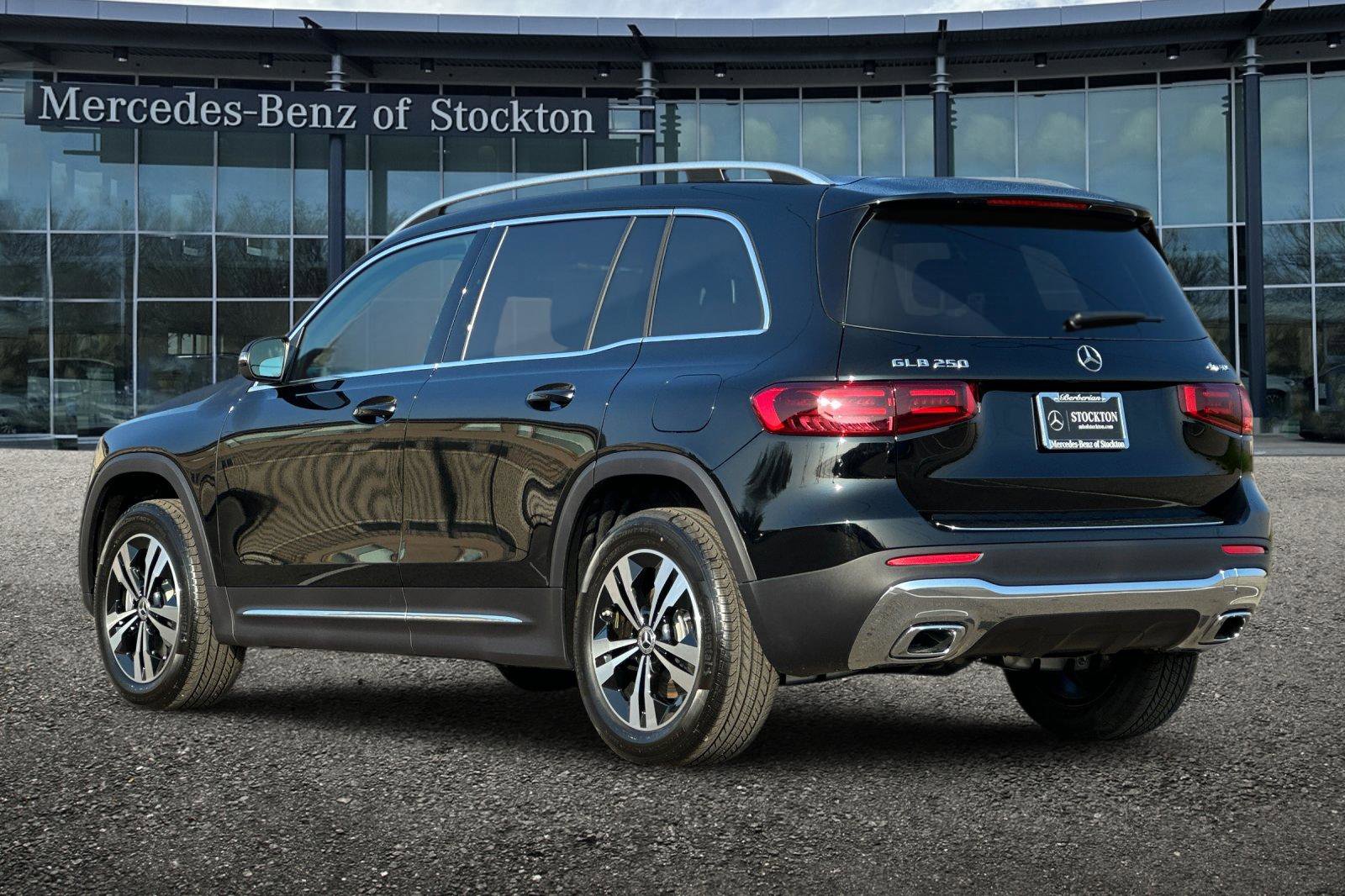 New 2026 Mercedes-Benz GLB 250 250 image 6