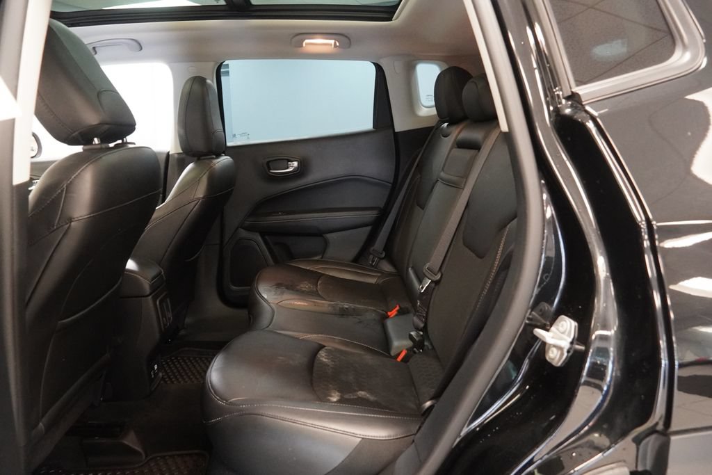 Used 2019 Jeep Compass Latitude w/ Cold Weather Group AWD/4WD image 26