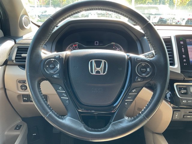 Used 2016 Honda Pilot Touring image 27