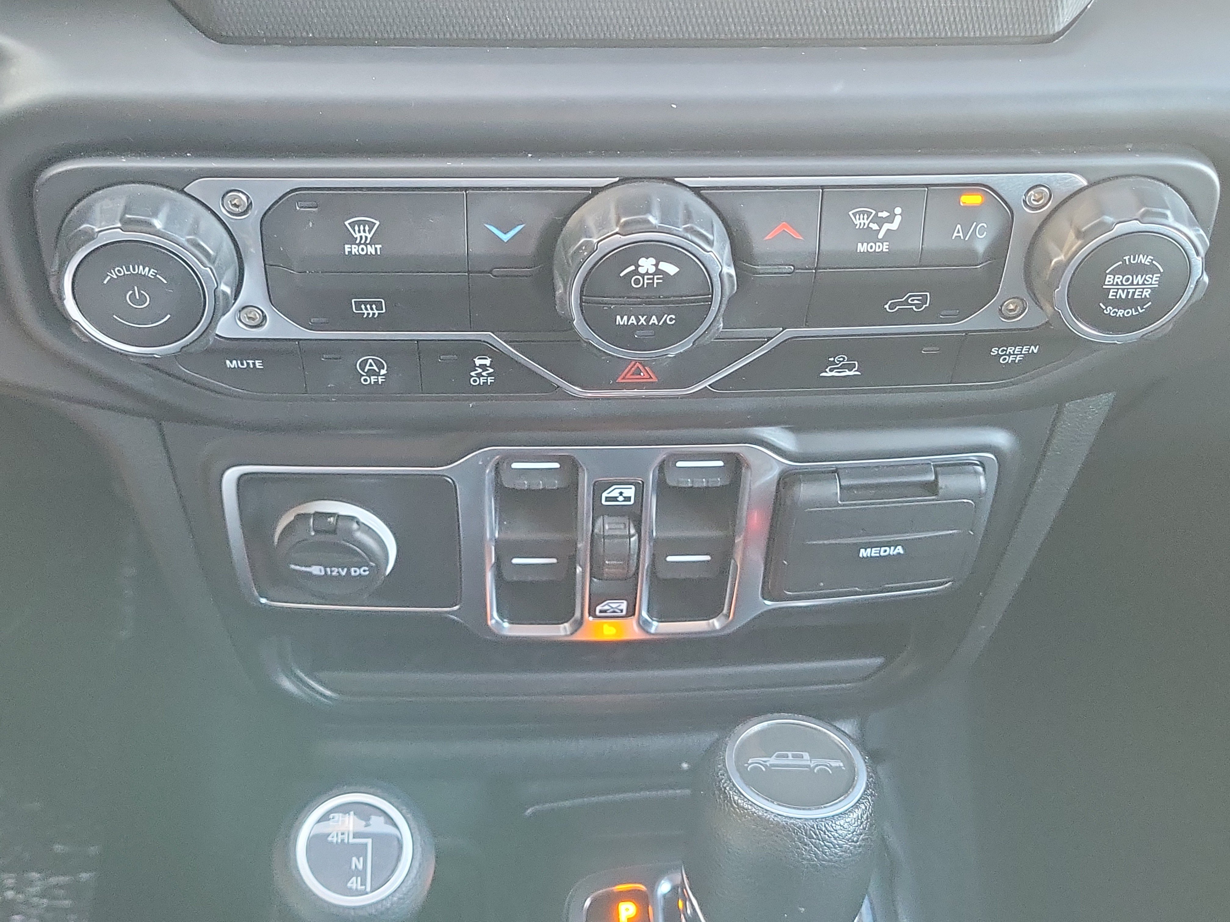 Used 2022 Jeep Gladiator Sport AWD/4WD image 24