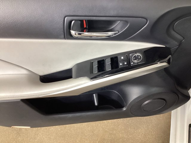 Used 2015 Lexus IS 250 AWD w/ Navigation System Package image 11