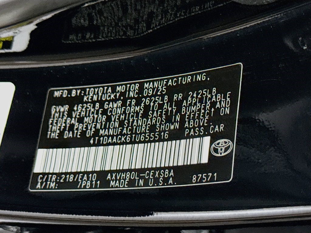 Used 2026 Toyota Camry SE FWD image 39