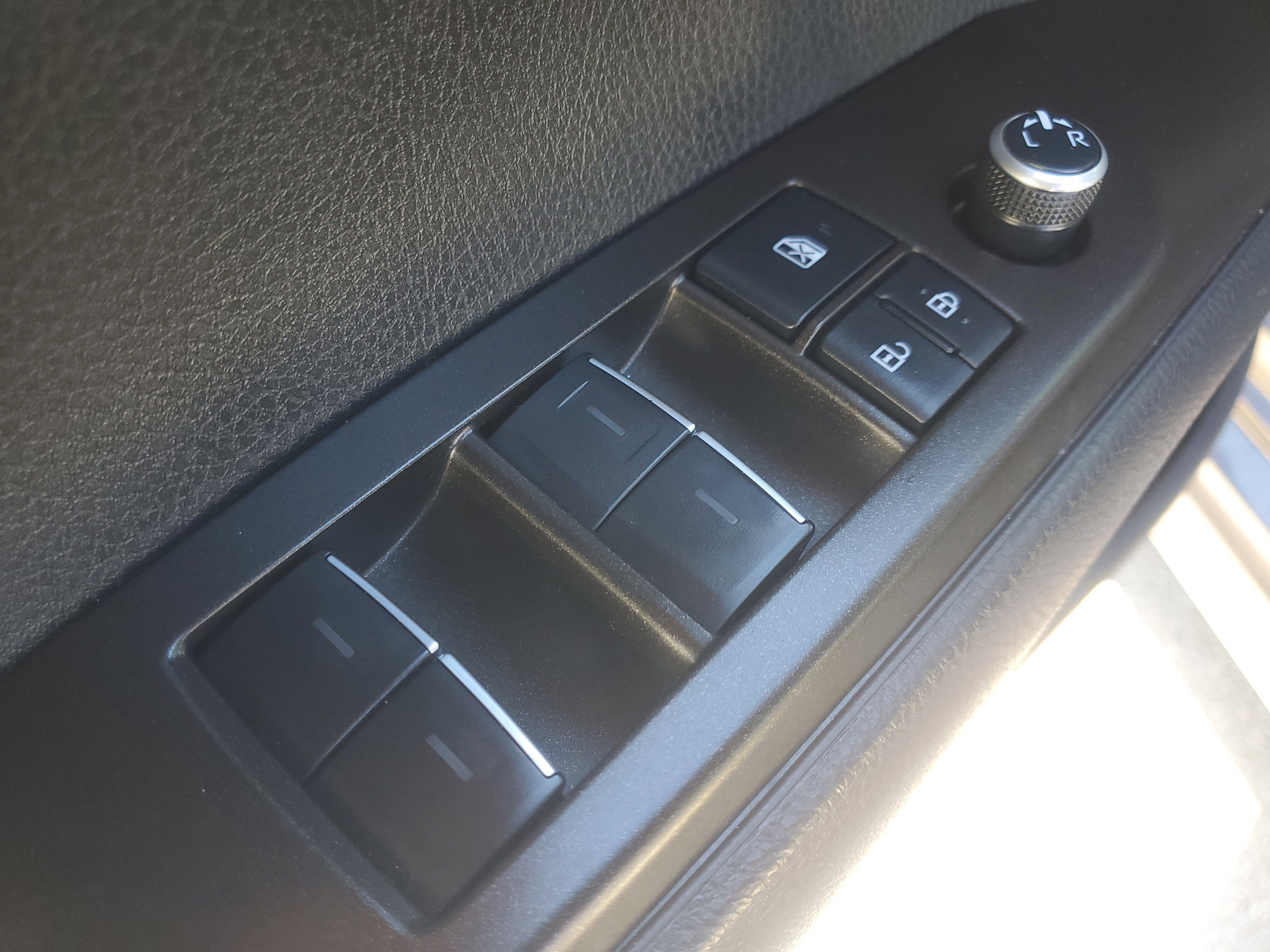 Used 2022 Toyota Camry XSE image 20