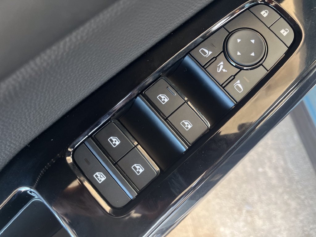 New 2026 Nissan Pathfinder Platinum AWD/4WD image 11