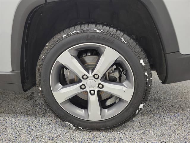 Used 2021 Jeep Grand Cherokee L Limited w/ Trailer Tow Package image 5