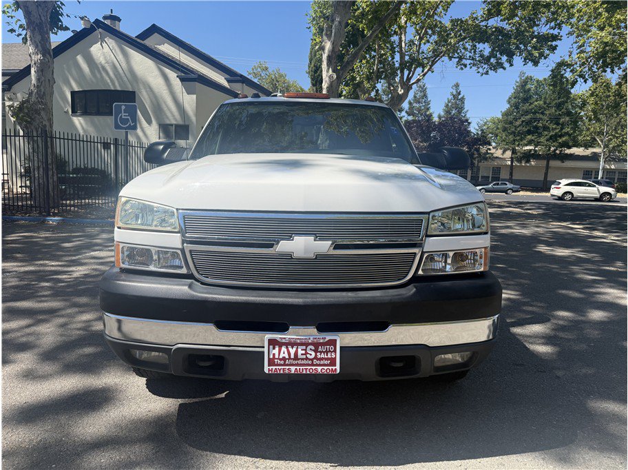 Used 2005 Chevrolet Silverado 3500 4x4 Crew Cab image 2
