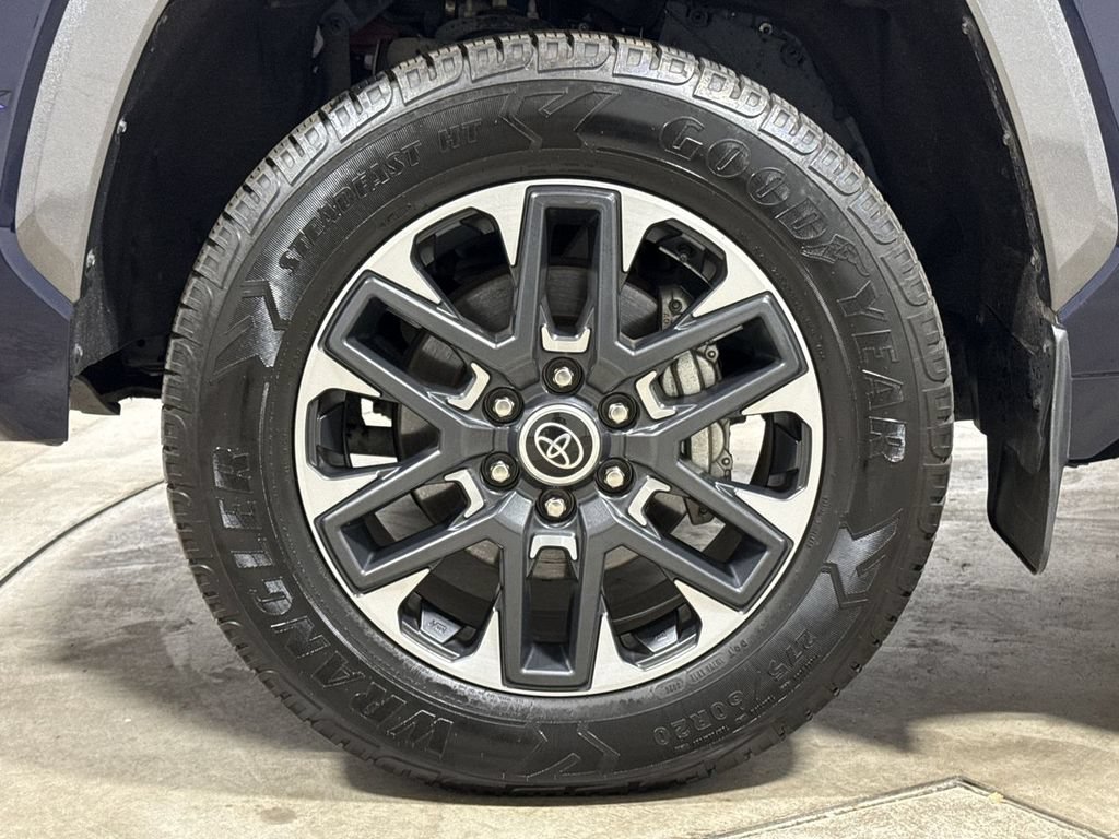 Used 2023 Toyota Tundra Limited w/ Power Package AWD/4WD image 27