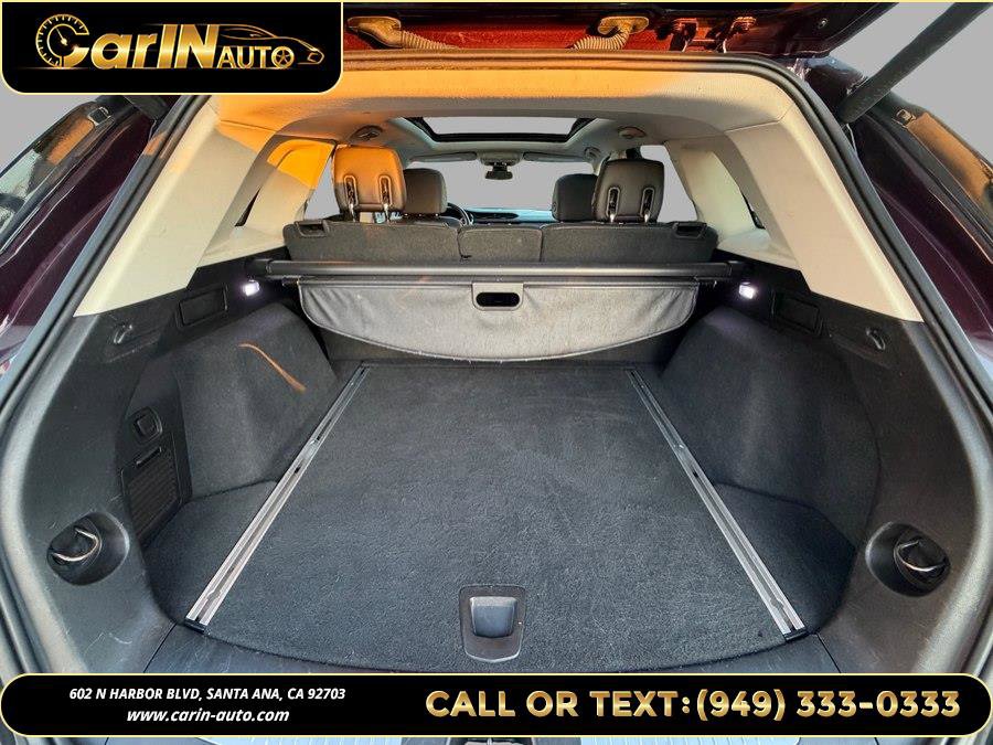 Used 2018 Cadillac XT5 Luxury w/ Driver Awareness Package image 26