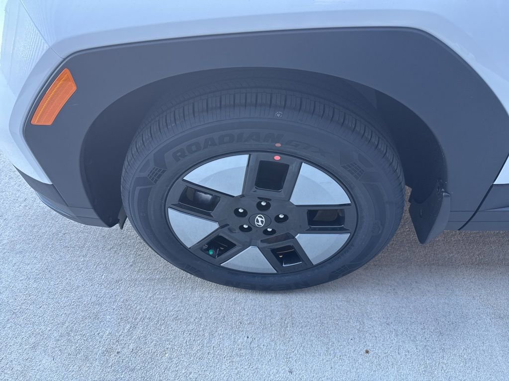 New 2026 Hyundai Santa Fe SE image 12