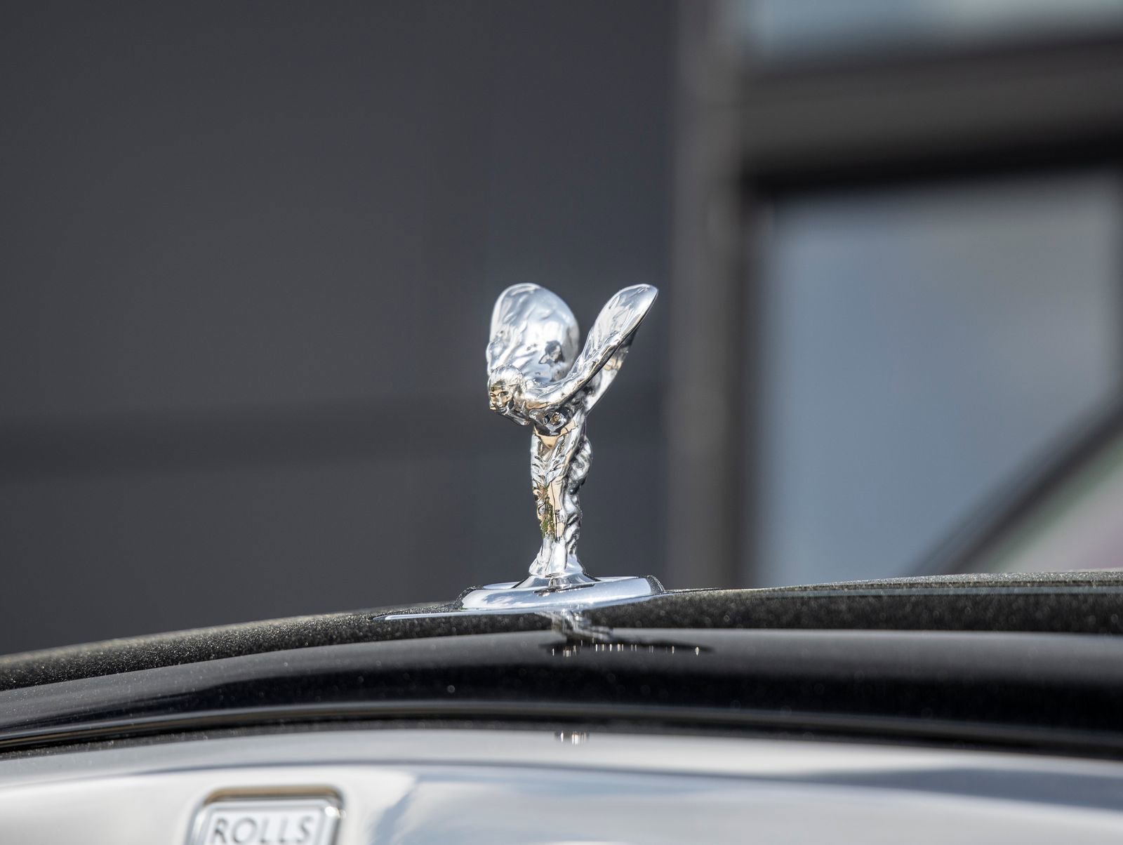 Certified 2023 Rolls-Royce Cullinan w/ Dark Exterior Package image 19