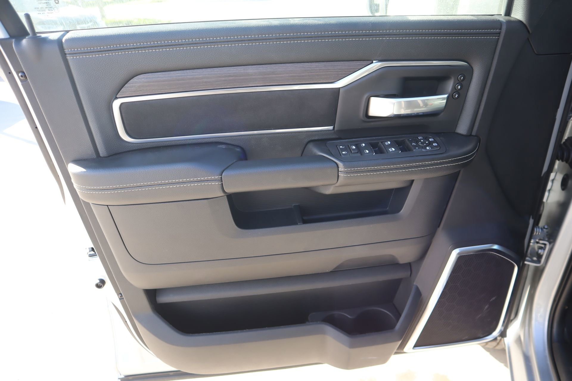 New 2026 RAM 3500 Laramie image 16