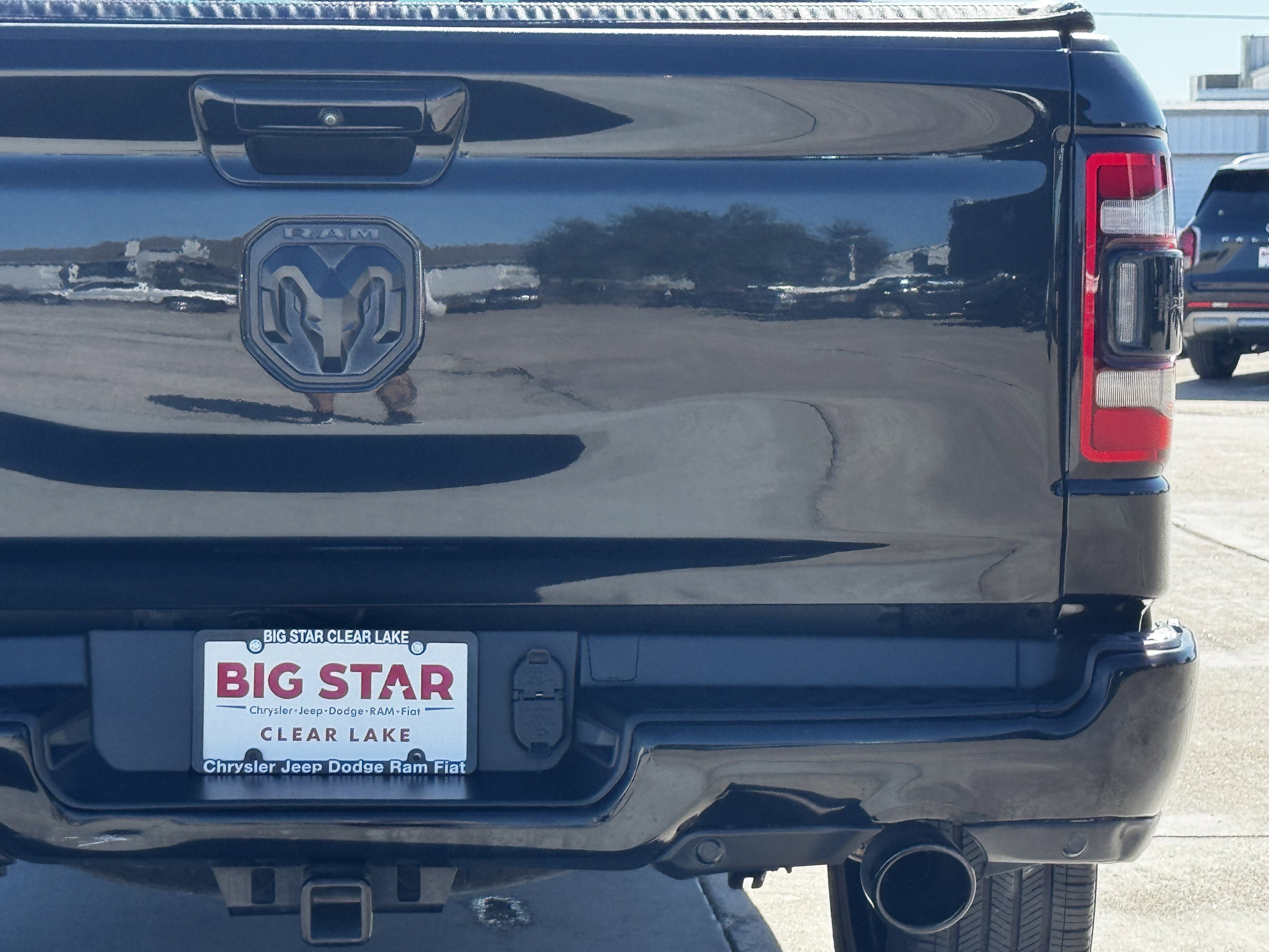 Used 2020 RAM 1500 Limited w/ Black Appearance Package image 11