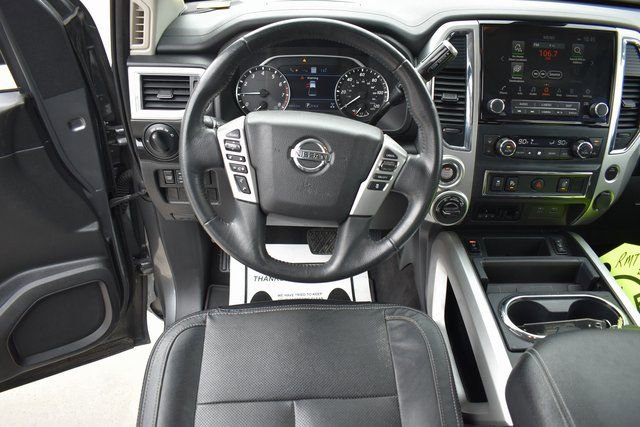 Used 2021 Nissan Titan SV w/ SV Convenience Package image 18