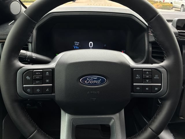 Used 2025 Ford F150 Lightning Lariat AWD/4WD image 23