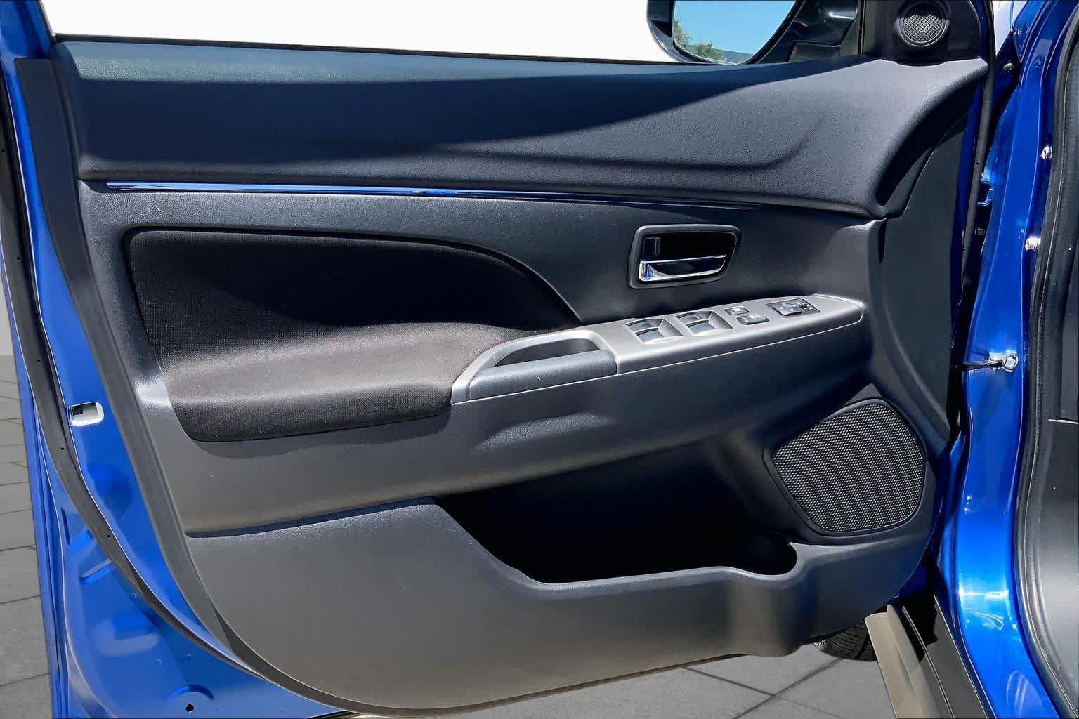 Used 2019 Mitsubishi Outlander Sport ES FWD image 22