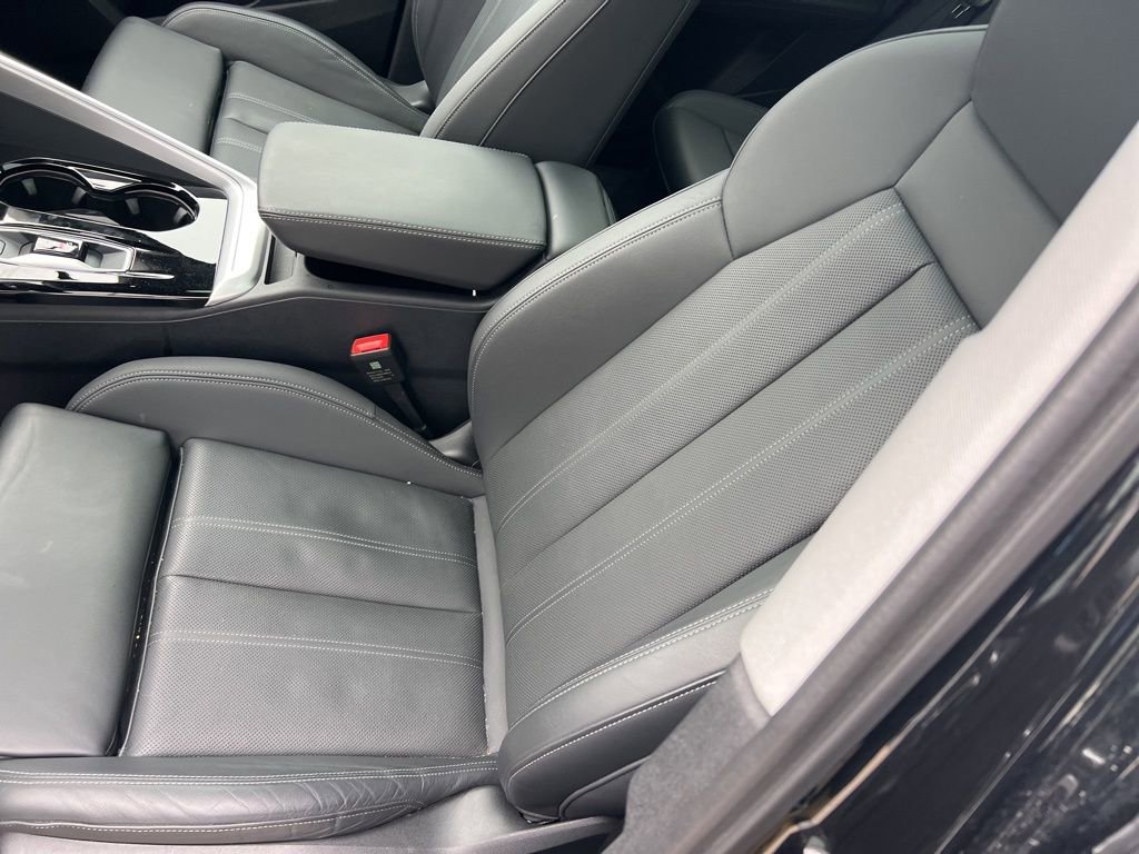 Certified 2025 Audi Q5 Premium Plus w/ Premium Plus image 47