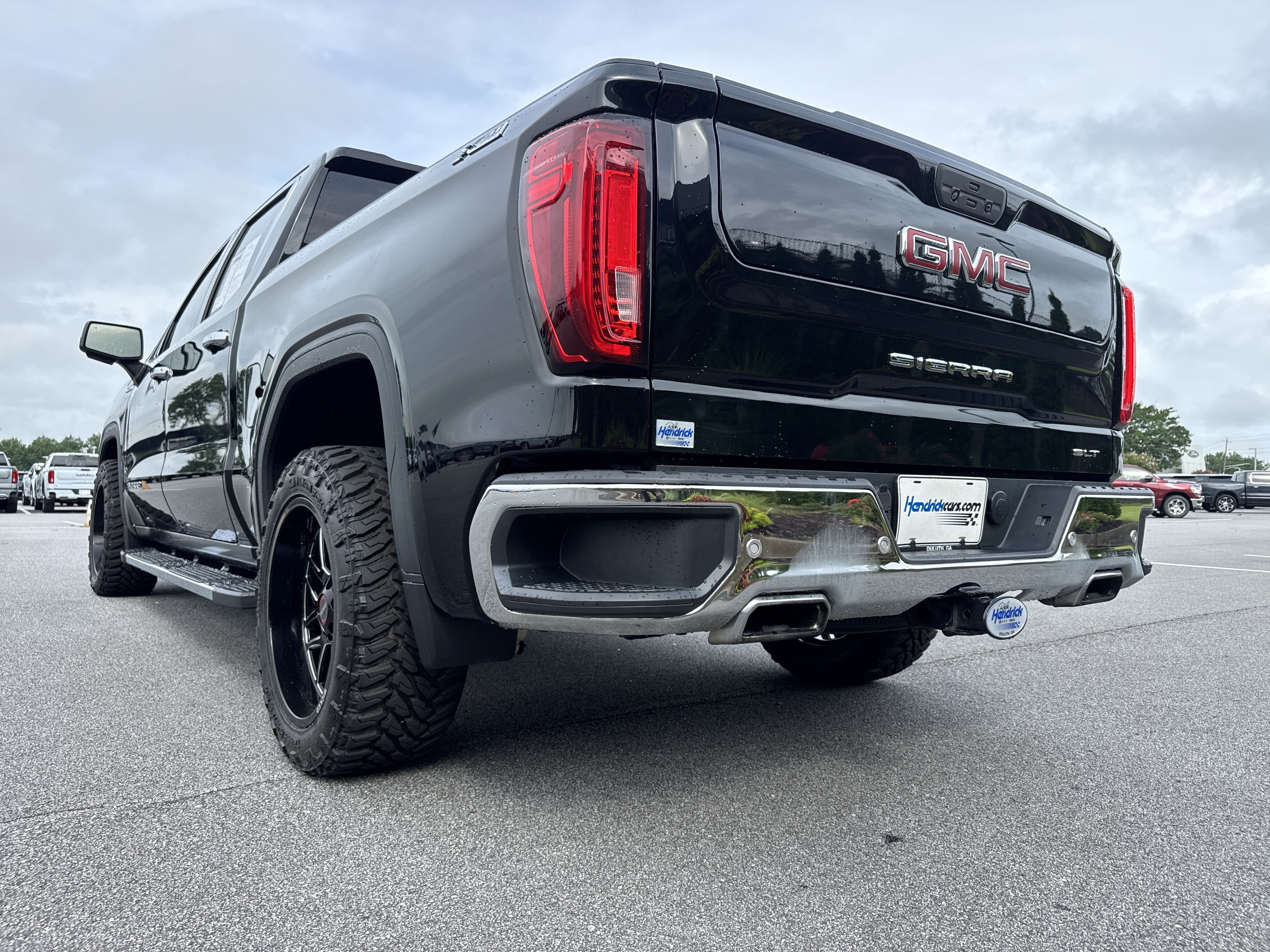 Used 2020 GMC Sierra 1500 SLT w/ SLT Premium Plus Package AWD/4WD image 8