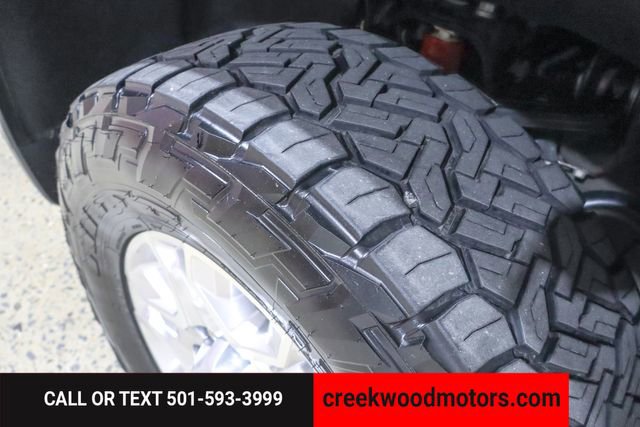 Used 2024 Chevrolet Silverado 2500 LTZ w/ LTZ Convenience Package image 21