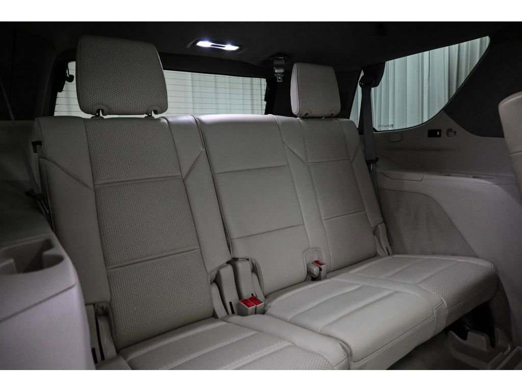 Used 2024 Cadillac Escalade Sport Platinum w/ LPO, ONYX Package AWD/4WD image 21