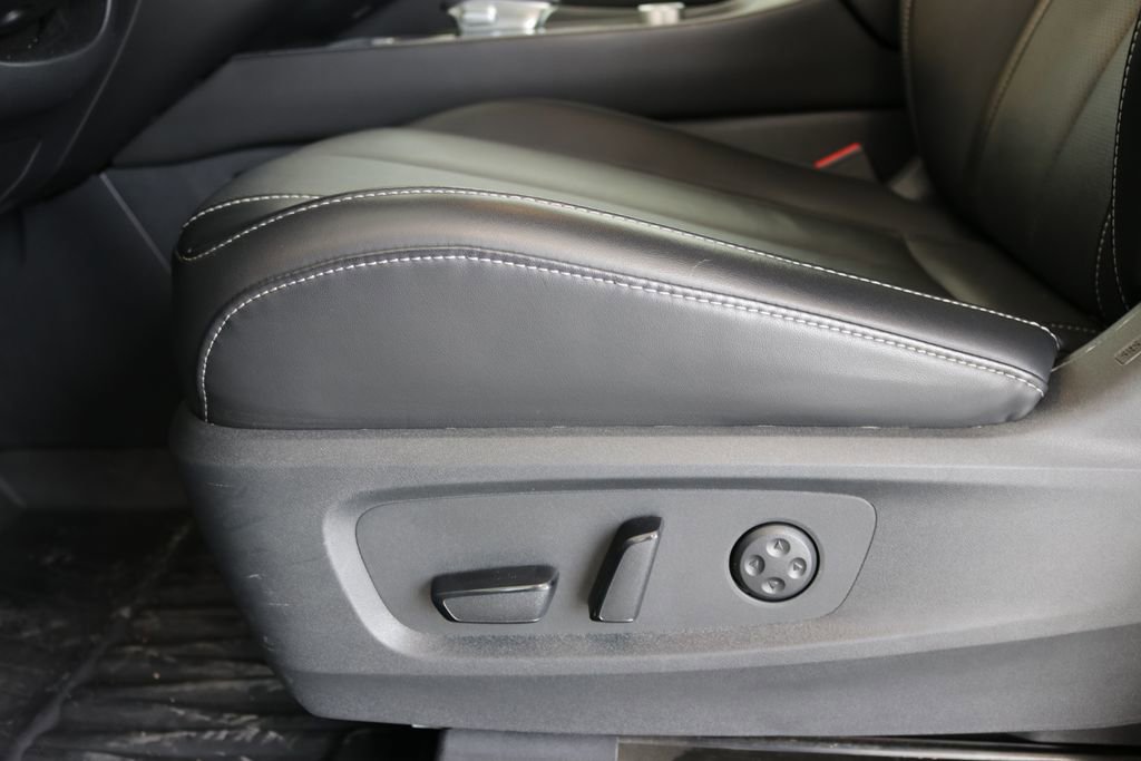 Certified 2025 INFINITI QX60 Pure image 17