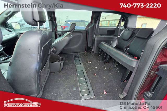 Used 2019 Dodge Grand Caravan GT image 23