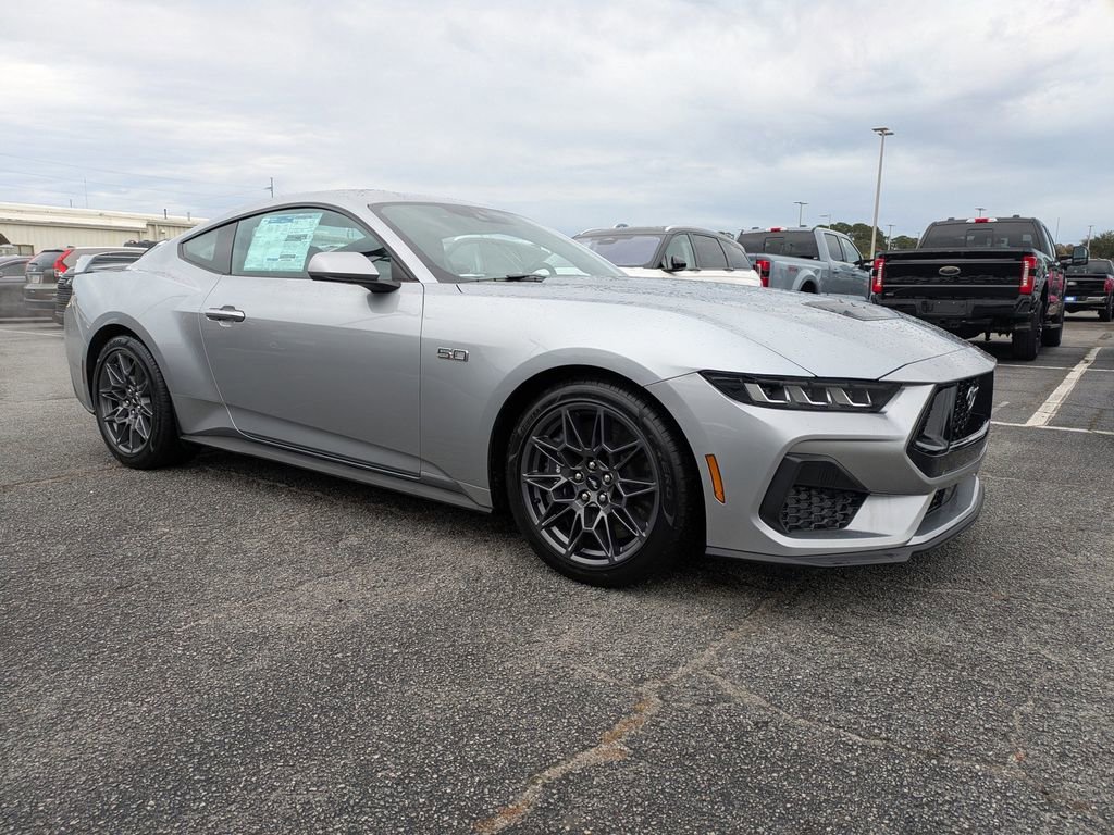 New 2025 Ford Mustang GT w/ GT Performance Package RWD video 2