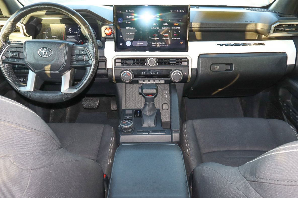 Used 2024 Toyota Tacoma TRD Off-Road image 10