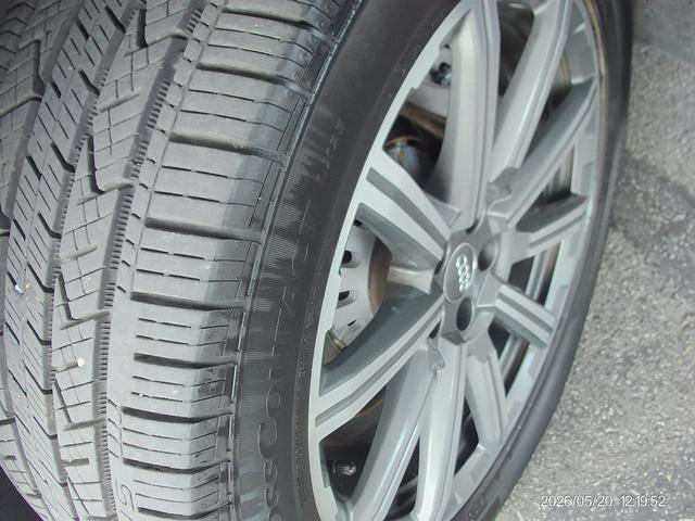 Used 2018 Audi Q7 3.0T Prestige AWD/4WD image 8