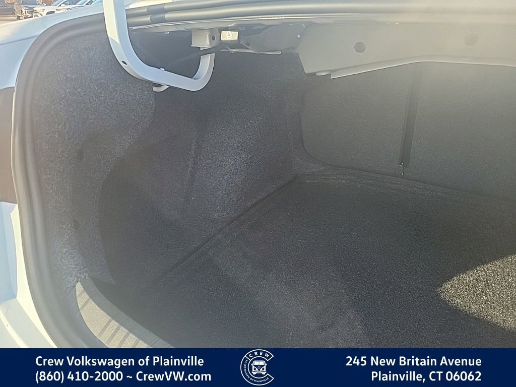 Certified 2025 Volkswagen Jetta Sport image 48