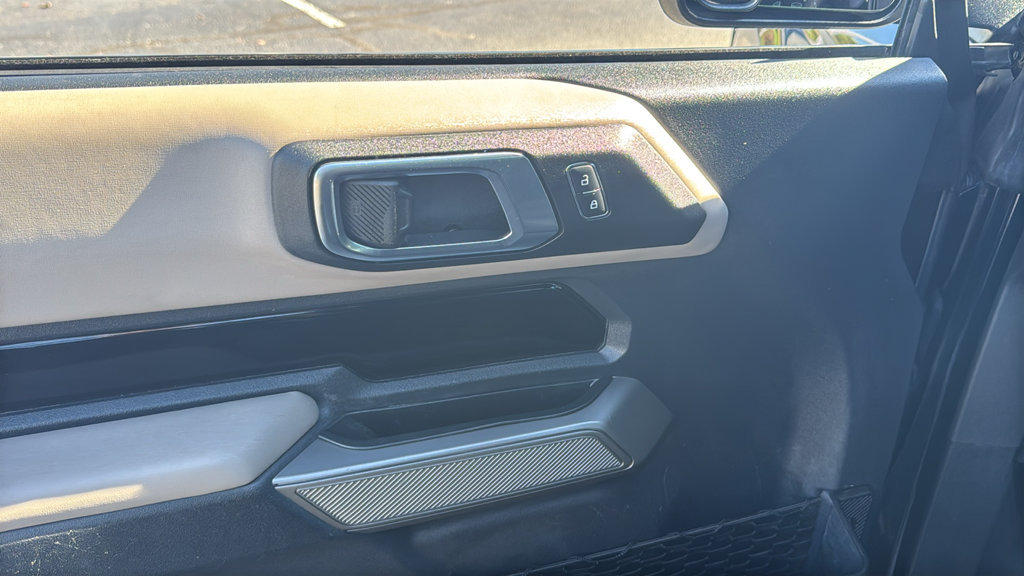 Used 2023 Ford Bronco Wildtrak AWD/4WD image 15